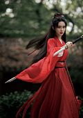 Мэн Цзы И (Meng Zi Yi)